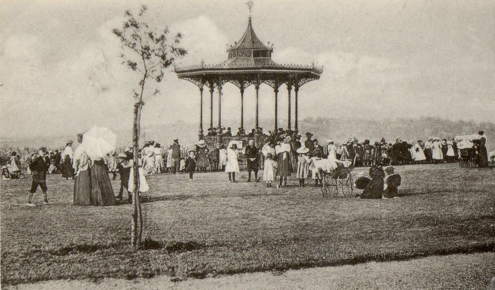 The lost buildings of Hilly Fields
